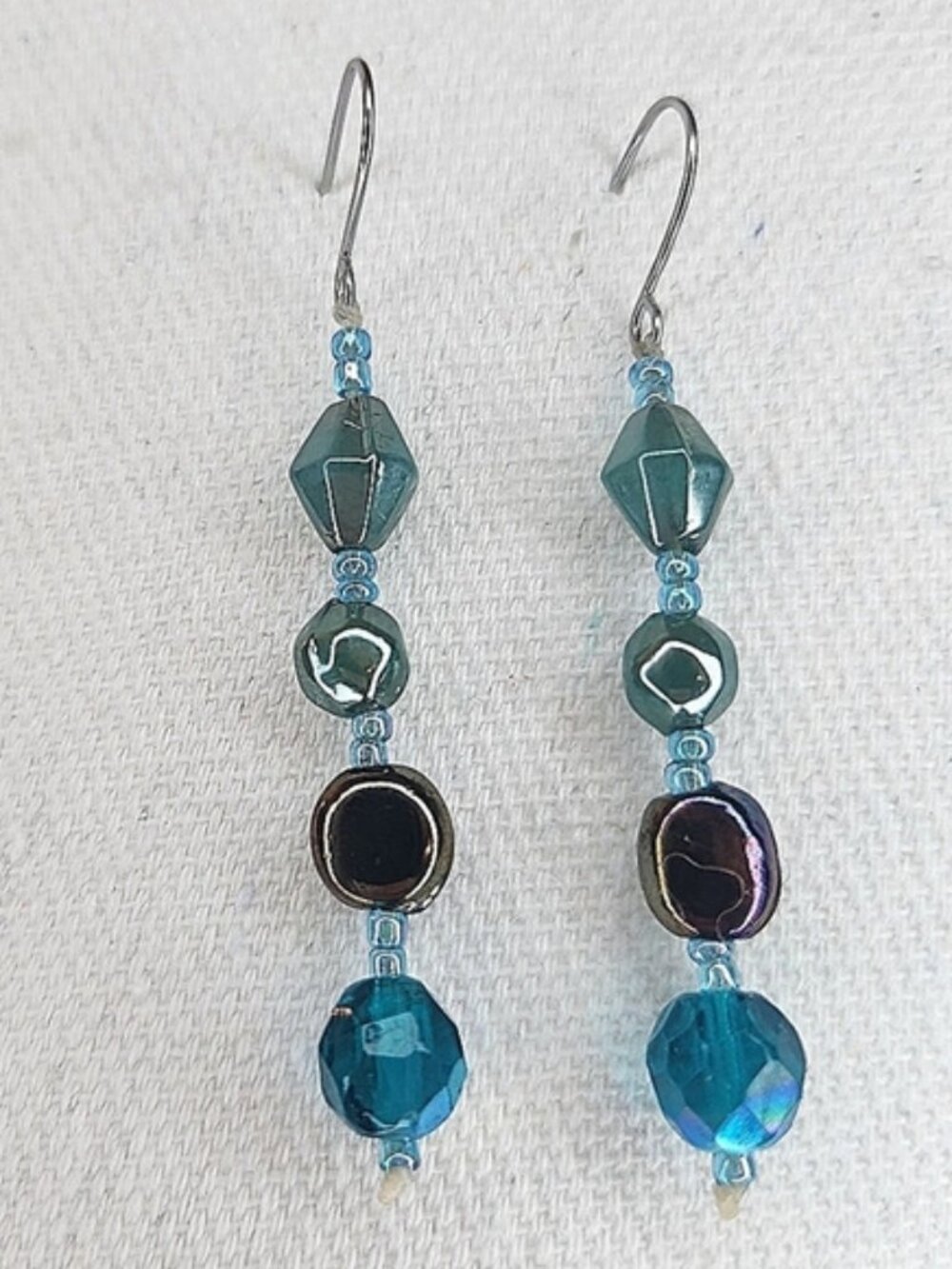 Earrings Beaded  80s Retro Mid Century Moder Bohemian Pierce 2.5"